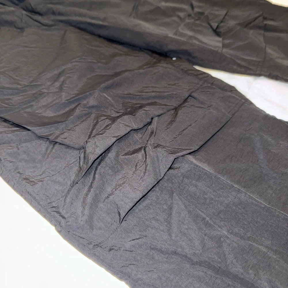 Fabletics Woven Crinkle Pant sz L NEW! - Picture 4 of 12